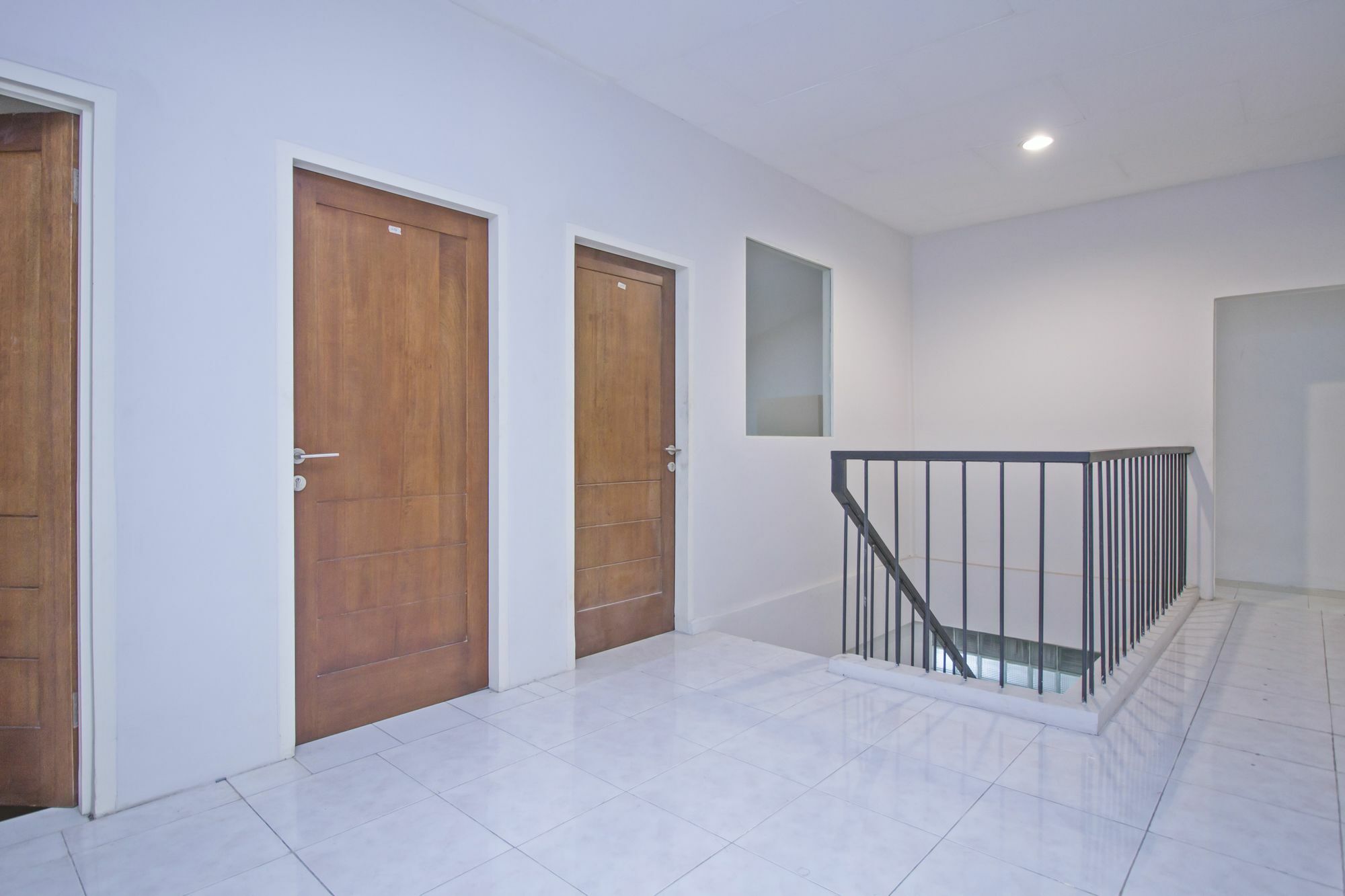 Urooms Tanah Abang 3*